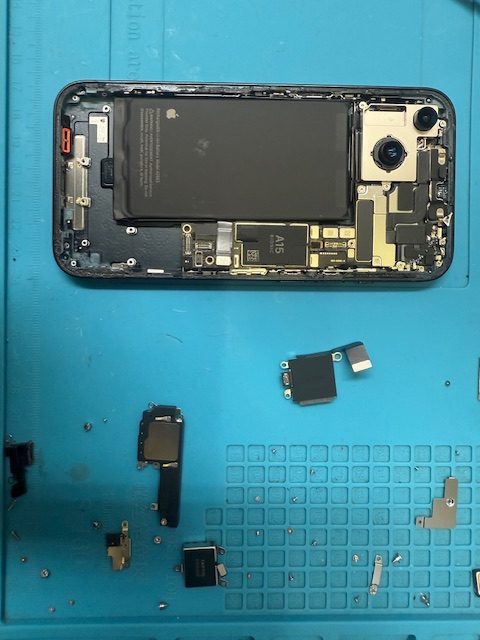 iPhone14充電口交換修理
