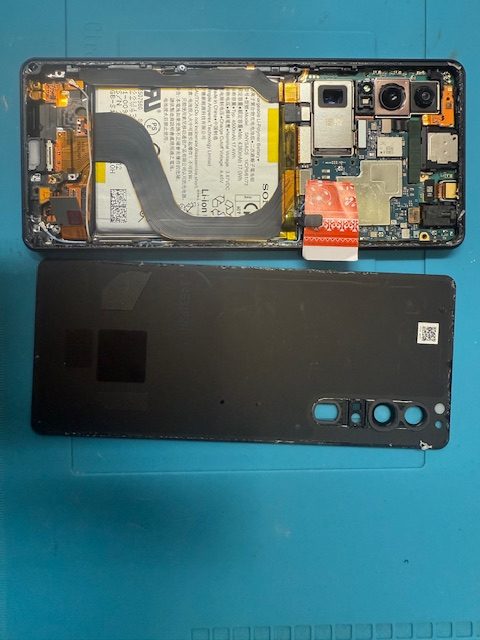 Xperia1Ⅲフロントパネル修理