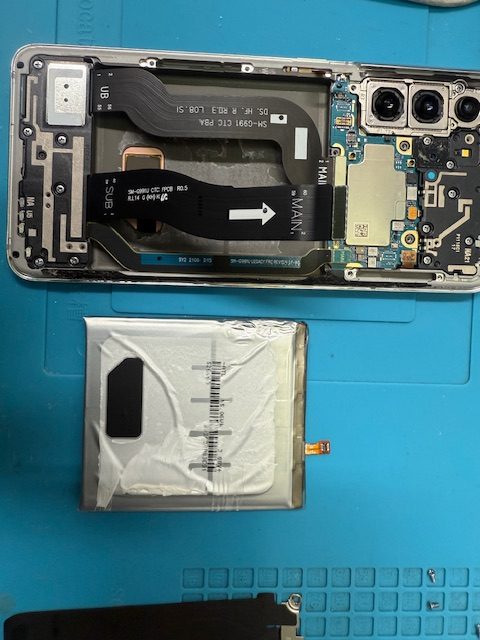 Galaxy S21 5Gバッテリー交換修理