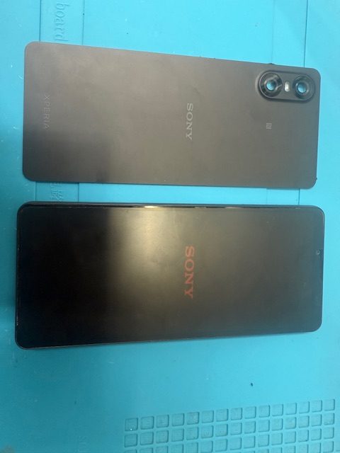 Xperia10 VIフロントパネル修理