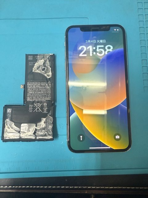 iPhoneXSバッテリー交換修理