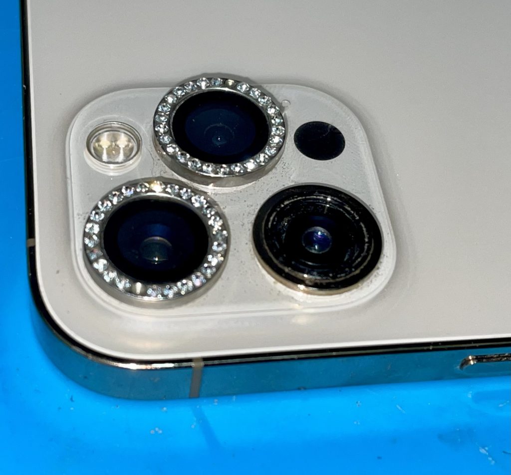 iPhone 12 Pro Max カメラレンズ修理