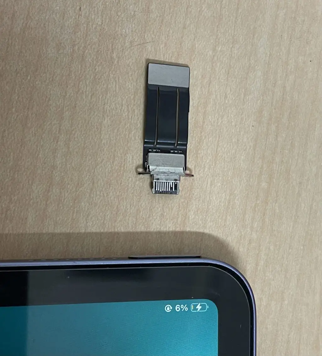 iPad mini 6 充電口交換修理