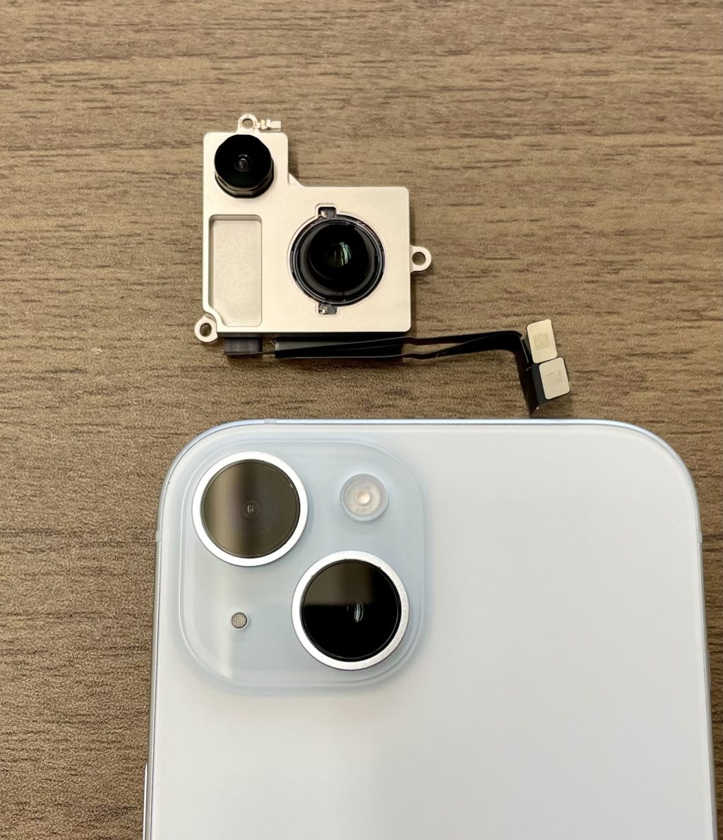 iPhone 15 アウトカメラ交換修理