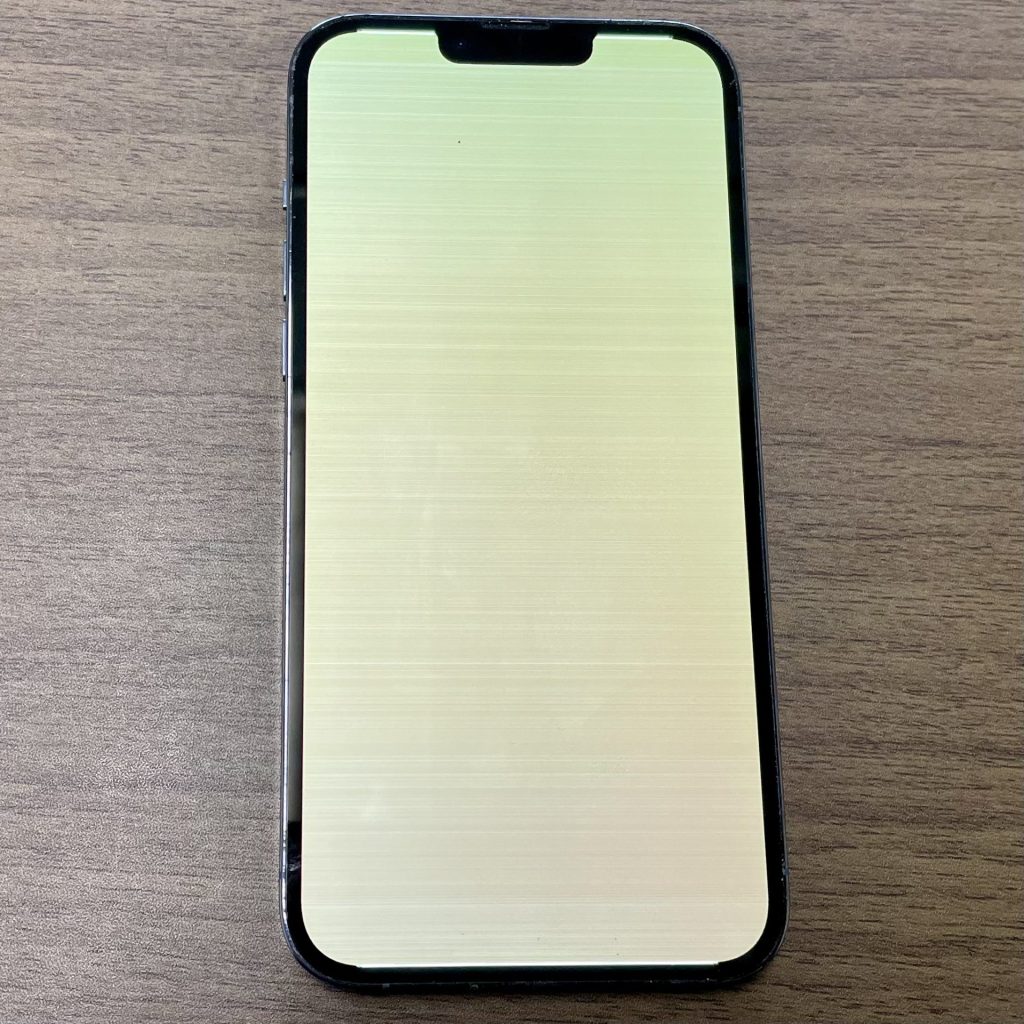 iPhone 13 Pro Max 画面交換修理
