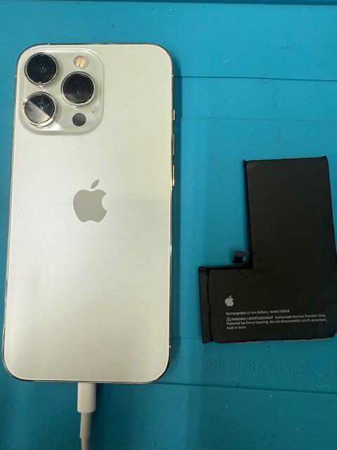 iPhone13Proバッテリー交換修理