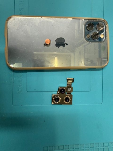 iPhone 12 Pro水没洗浄・アウトカメラ交換修理のご依頼