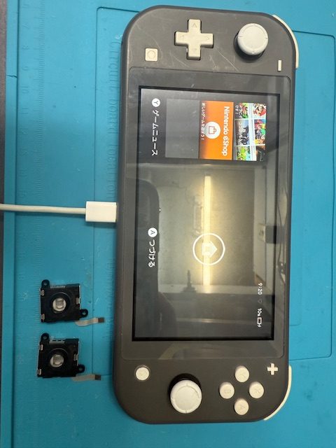 Switch Lite スティック交換修理のご依頼！