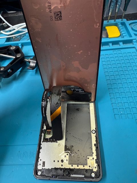 AQUOS sense6水没洗浄・バッテリー・充電口交換修理のご依頼！