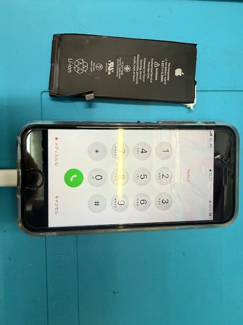iPhoneSE2 バッテリー交換修理のご依頼！