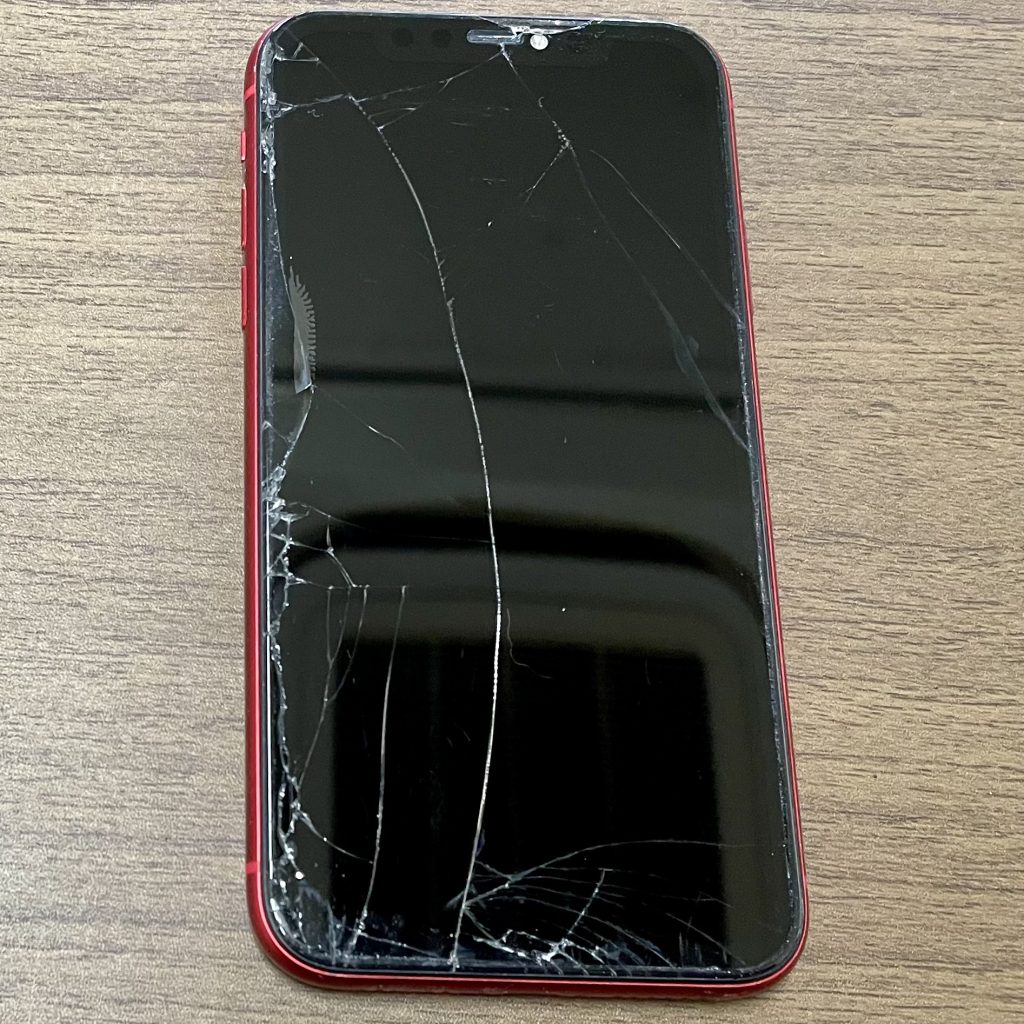 iPhone 11 画面交換修理