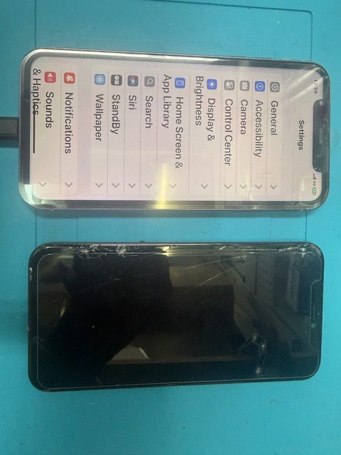 iPhone 11フロントパネル(重度)修理のご依頼!