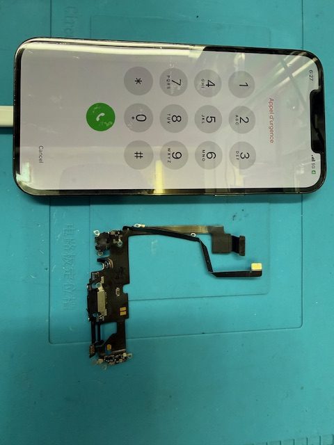iPhone 12 Pro Max充電口修理のご依頼!