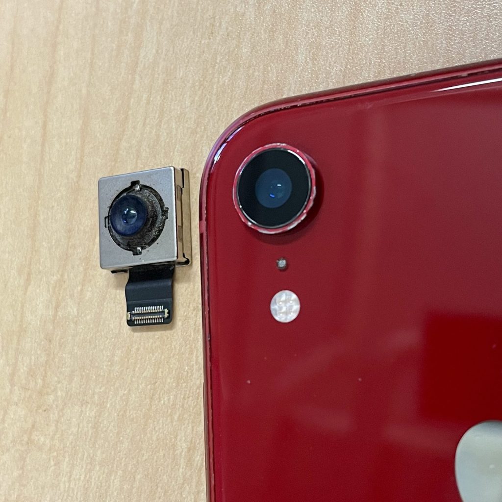 iPhone XR カメラ交換修理