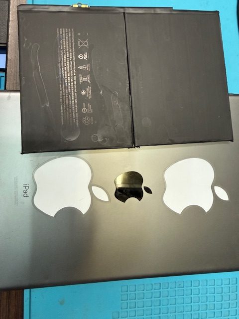 iPad8バッテリー交換修理のご依頼!