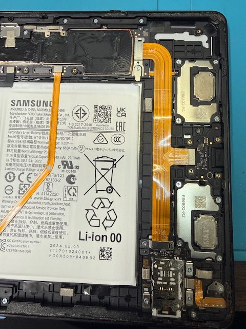 Galaxy Tab A9+充電口修理のご依頼!