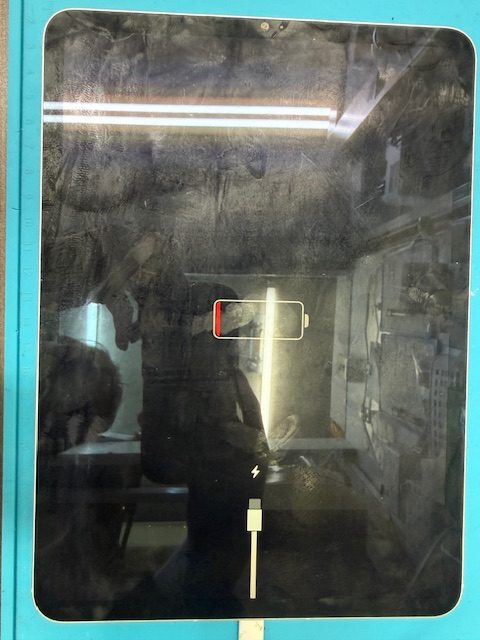 iPad Pro 11(第2世代) 充電口修理のご依頼!