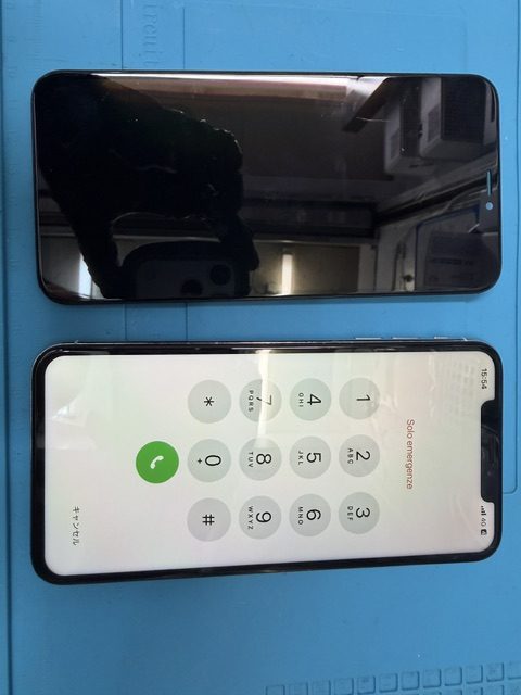 iPhone15Proフロントパネル(重度)修理のご依頼!