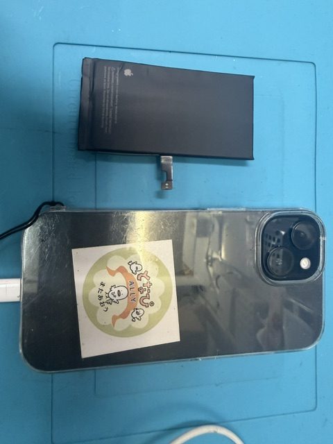 iPhone15バッテリー交換修理のご依頼!