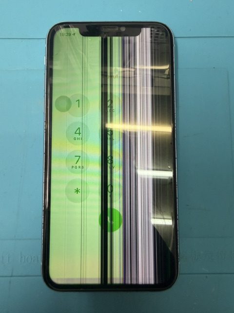 王子神谷からiPhone 11の液晶交換修理でご来店いただきました!