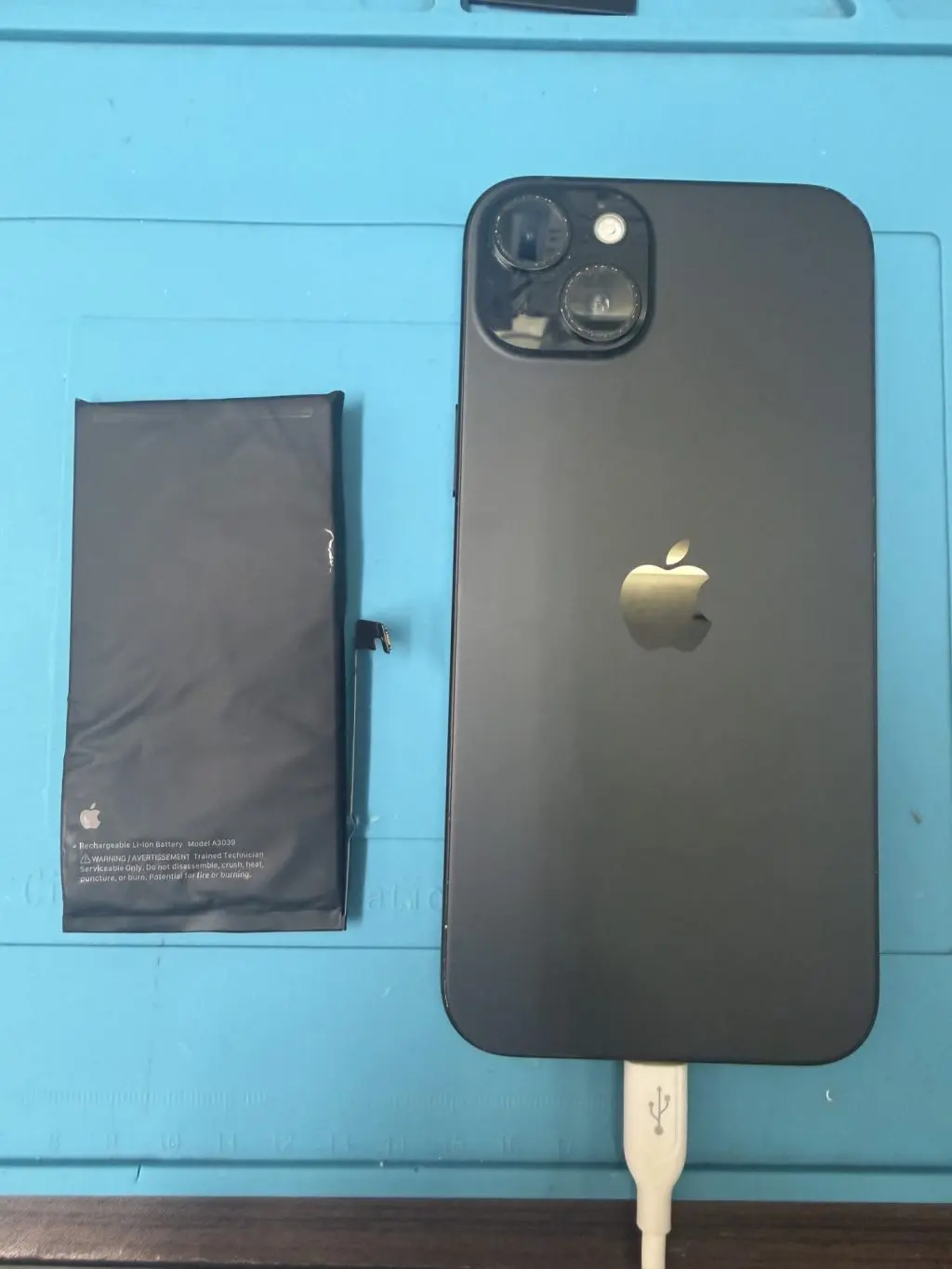 iPhone 15 バックパネル交換修理｜iPhone修理スマホ修理堂