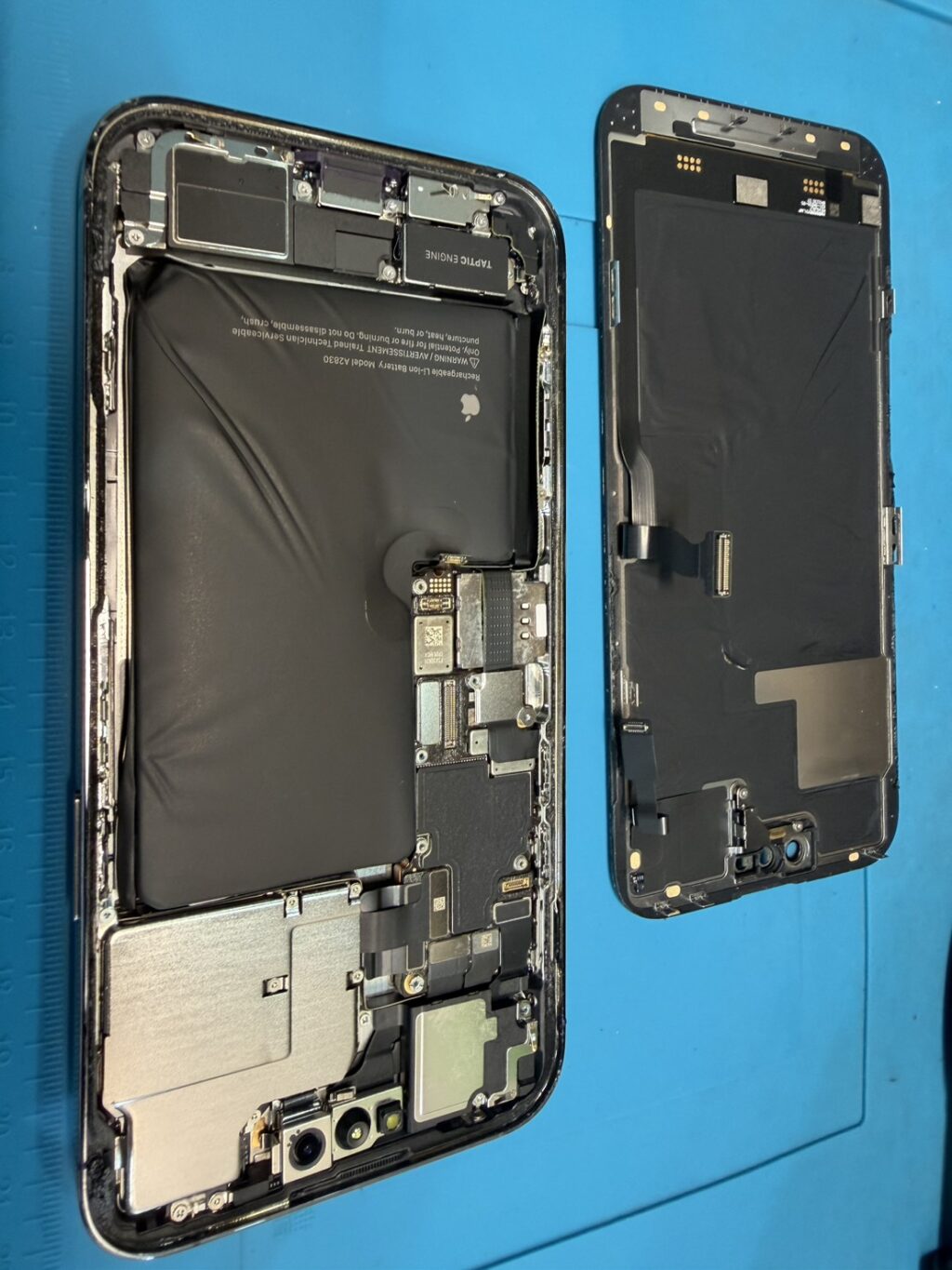 iPhone 14 Pro MaxiPhoneバッテリー交換