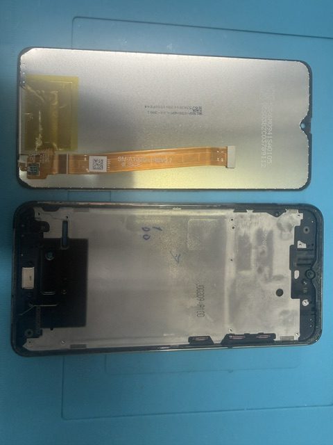 Galaxy A20 / A21 / A22Androidフロントパネル交換修理