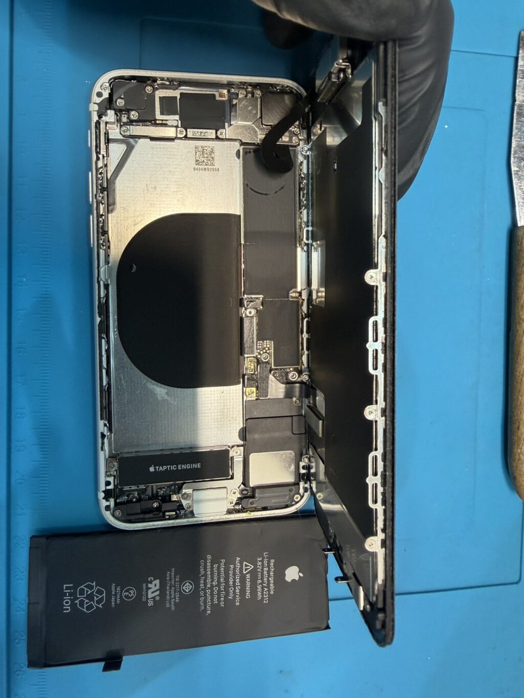 iPhone SE(第2世代)iPhoneバッテリー交換