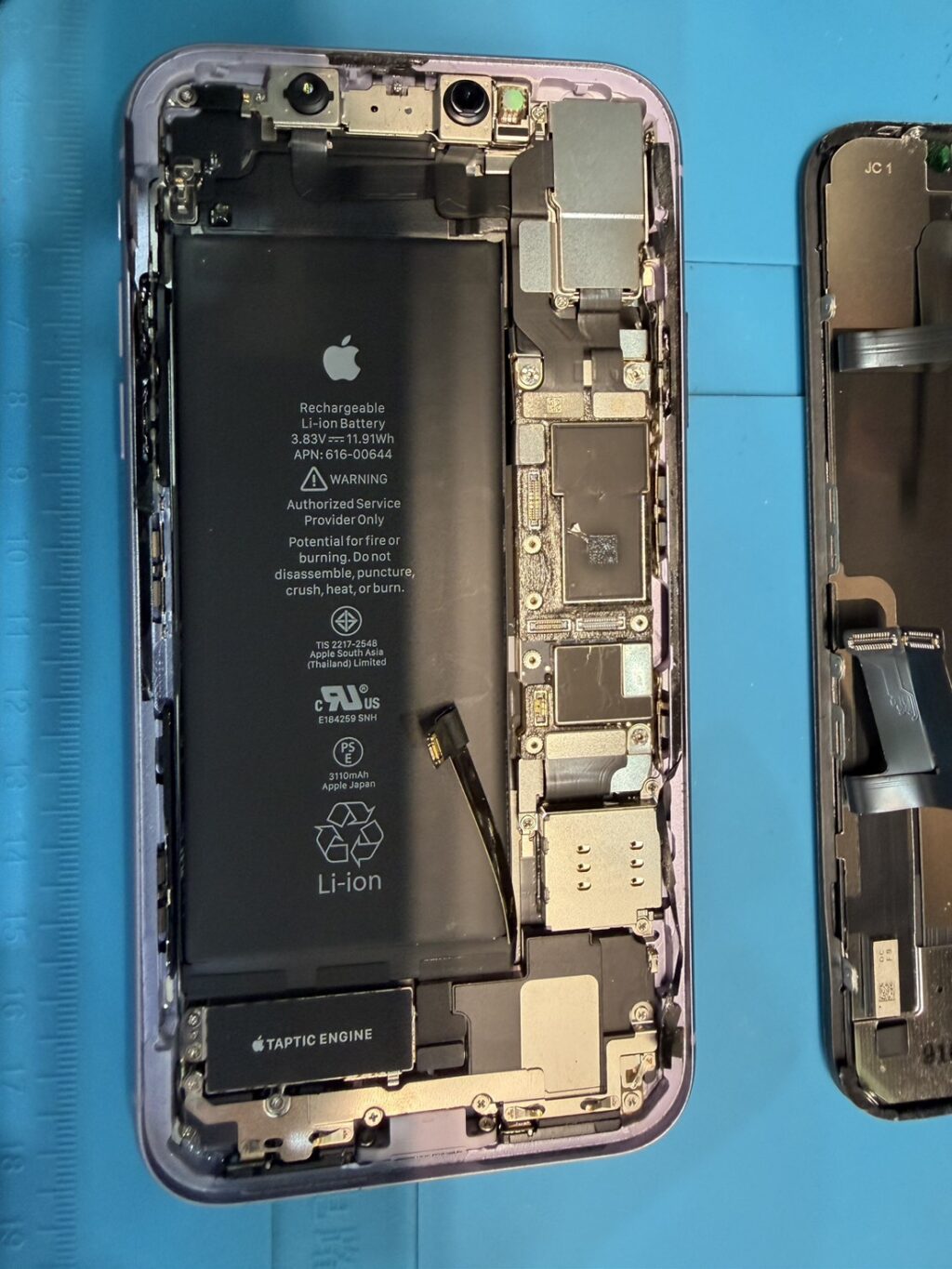 iPhone 11iPhone基板破損修理(軽度)