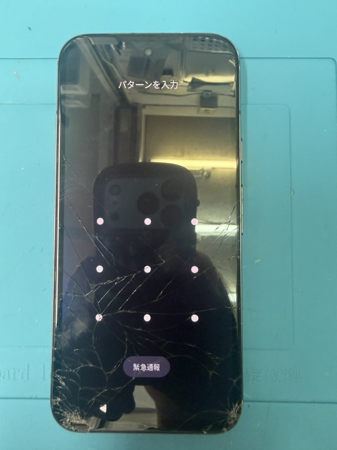 Google Pixel 8aAndroidフロントパネル交換修理
