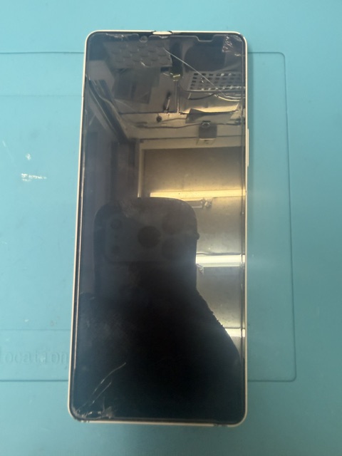 XperiaAndroidフロントパネル交換修理